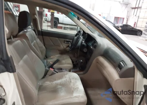 2003 Subaru Outback Limited from USA, damaged, VIN 4S3BH686737639548